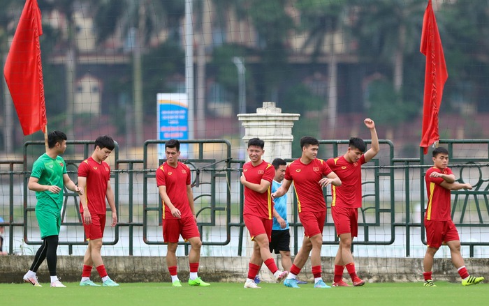 Nhâm Mạnh Dũng bị đau, HLV Park yêu cầu học trò tự chỉ ra lỗi sai sau trận gặp U23 Myanmar  - Ảnh 8.