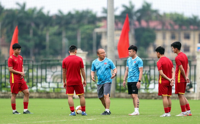 Nhâm Mạnh Dũng bị đau, HLV Park yêu cầu học trò tự chỉ ra lỗi sai sau trận gặp U23 Myanmar  - Ảnh 5.