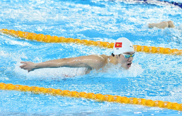 Khoảnh khắc bùng nổ của kỷ lục gia SEA Games Trần Hưng Nguyên, mang về huy chương vàng cho bơi Việt Nam - Ảnh 2.