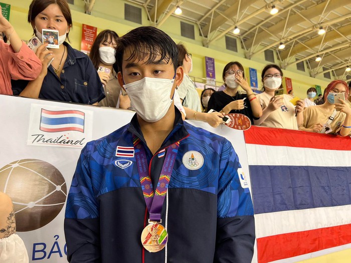 Nhan sắc nam diễn viên &quot;Love By Chance 2&quot; cùng ĐT bơi Thái Lan giành huy chương tại SEA Games 31  - Ảnh 1.