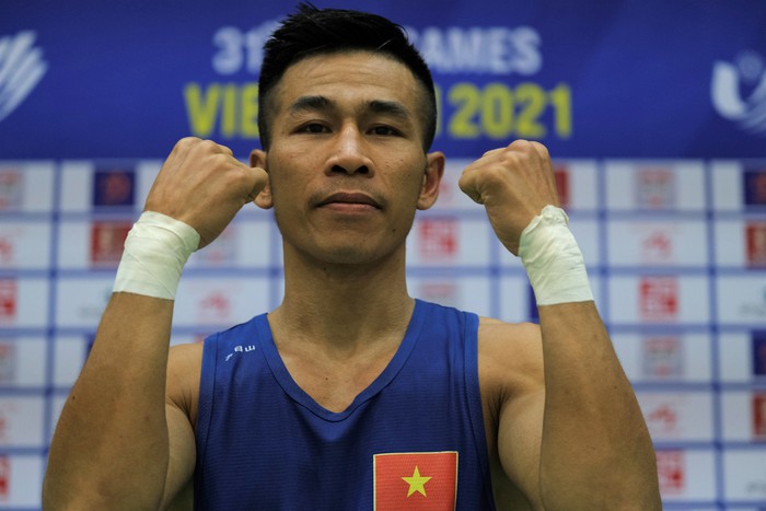 Trần Văn Thảo thi đấu thay phần đồng đội, mang về chiến thắng đầu cho tuyển boxing Việt Nam tại SEA Games 31 - Ảnh 5.