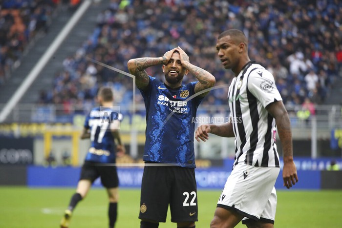 Hạ Udinese, Inter tiếp tục bám đuổi Milan trên đường đua vô địch Serie A - Ảnh 5.