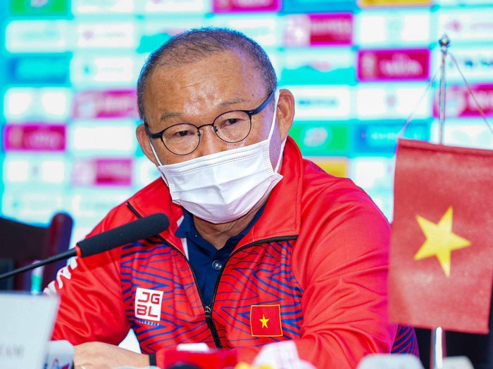 HLV Polking nói U23 Việt Nam ở cửa trên, HLV Park Hang-seo muốn cầu thủ quên quá khứ thua U23 Thái Lan - Ảnh 1.
