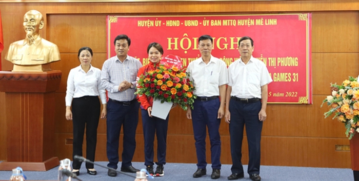 Khen thưởng, động viên kịp thời cho VĐV Nguyễn Thị Phương đạt 2 Huy chương vàng bộ môn Karate tại SEA Games 31 - Ảnh 5.
