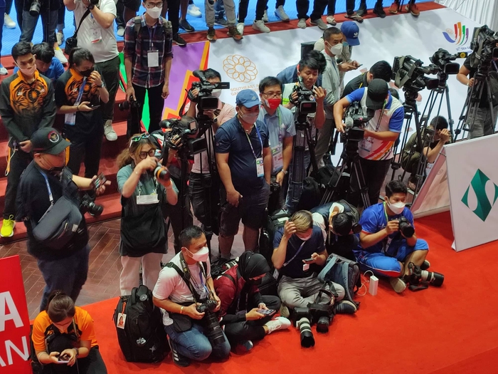 Những khoảnh khắc còn lại của phóng viên theo chân đoàn thể thao Việt Nam tại SEA Games 31 - Ảnh 12.