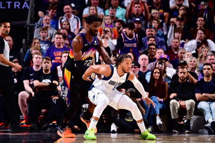 Xóa bỏ nỗ lực 45 điểm của Luka Doncic, Phoenix Suns vững vàng giành chiến thắng ở Game 1 - Ảnh 1.