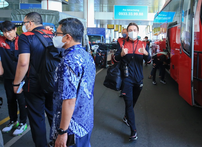 Ronaldo cùng U23 Indonesia có mặt ở Hà Nội, sẵn sàng đấu U23 Việt Nam - Ảnh 8.