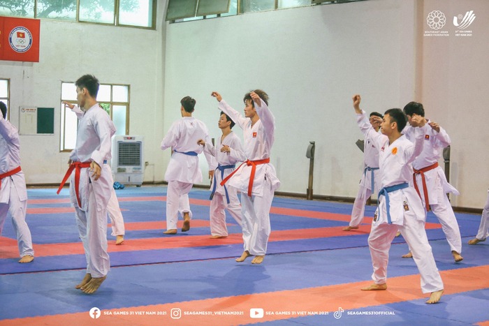 Tuyển Karate Việt Nam hối hả chuẩn bị cho SEA Games 31 - Ảnh 1.