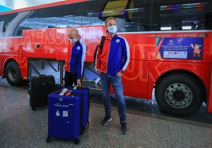 U23 Thái Lan đến Việt Nam: Thủ môn Kawin nổi bật - Ảnh 10.