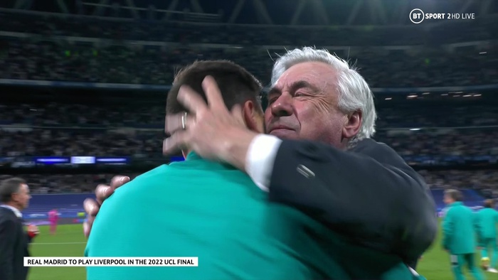 HLV Carlo Ancelotti ôm con trai xúc động sau màn lội ngược dòng không tưởng của Real - Ảnh 3.