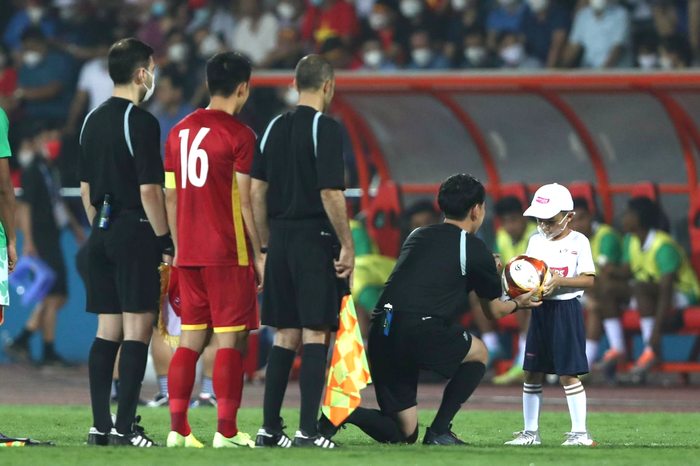 Dội mưa bàn thắng vào lưới U23 Indonesia, U23 Việt Nam khởi đầu như mơ - Ảnh 18.