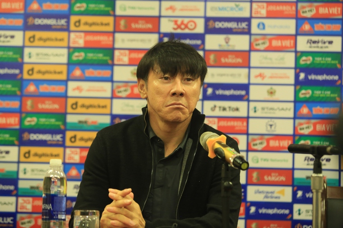 HLV Shin Tae-yong: &quot;Trọng tài khiến chúng tôi mất cơ hội chiến thắng trước U23 Việt Nam&quot; - Ảnh 1.