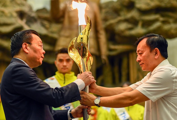 11 VĐV tiêu biểu Hà Nội tham gia Lễ xin lửa SEA Games 31  - Ảnh 6.