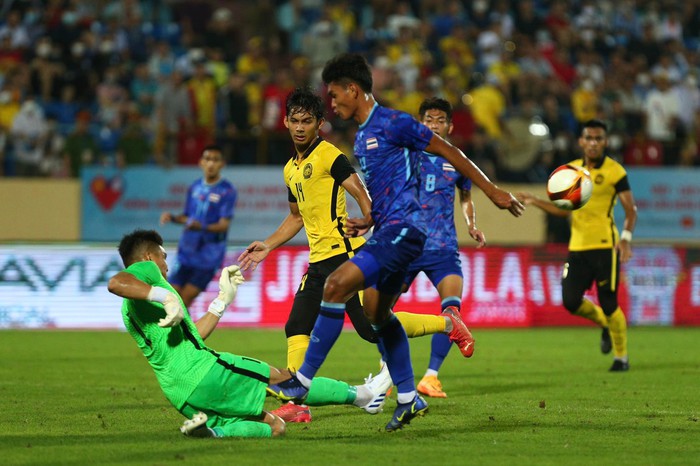 Chơi thiếu người, U23 Thái Lan nhận trận thua cực kỳ đau đớn trước U23 Malaysia trong trận ra quân SEA Games 31 - Ảnh 5.