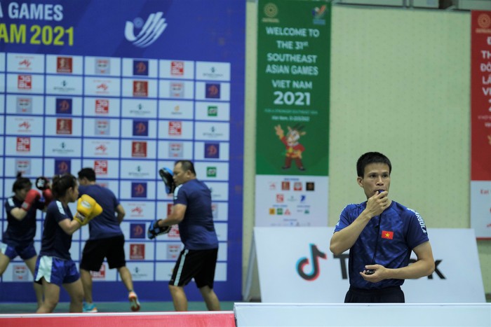 Tuyển kickboxing Việt Nam căng sức trước ngày bắt đầu chiến dịch SEA Games 31 - Ảnh 8.