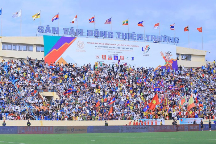 Được CĐV Nam Định tiếp lửa, U23 Lào vẫn gục ngã đáng tiếc vào phút cuối  - Ảnh 1.