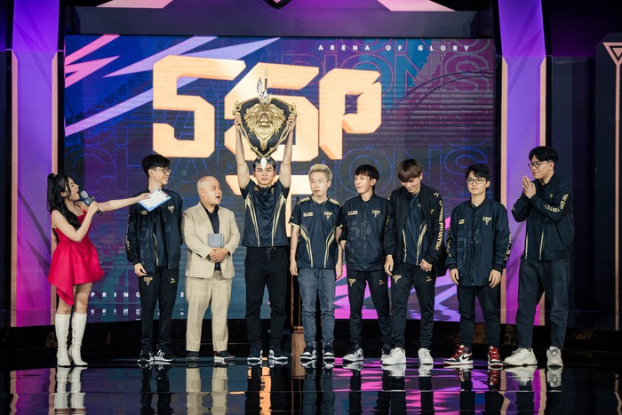 Saigon Phantom cười rạng rỡ khi giành vô địch ĐTDV mùa Xuân 2022: Yiwei, Cá và Red đã thôi không khóc - Ảnh 6.
