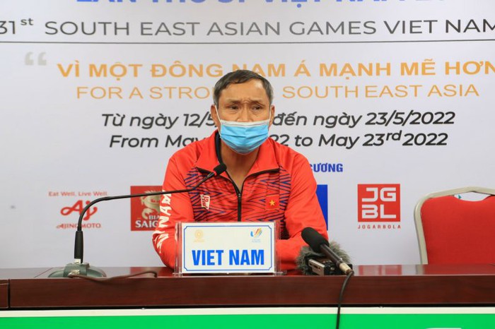 VFF - HLV Mai Đức Chung: &quot;Đội tuyển nữ Việt Nam sẽ nỗ lực hết mình để hoàn thành mục tiêu&quot; - Ảnh 1.