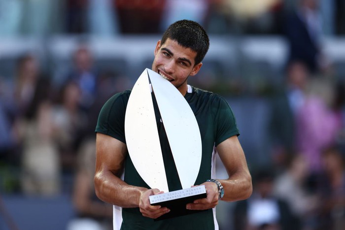 Sau khi loại cả Nadal lẫn Djokovic, siêu sao tuổi teen hạ nốt ứng viên vô địch để đăng quang Madrid Masters - Ảnh 3.