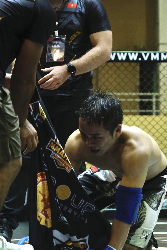 Johnny Trí Nguyễn xuất hiện tại vòng loại LION Championship 2022 - Ảnh 5.
