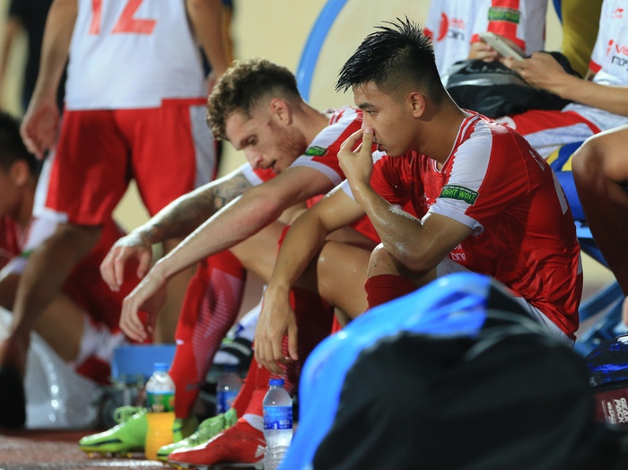 Thanh Bình mắc sai lầm khiến Viettel thua đau Nam Định - Ảnh 12.