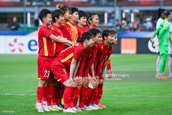 The Vietnamese women's team was defeated by the French women's team - Figure 1.