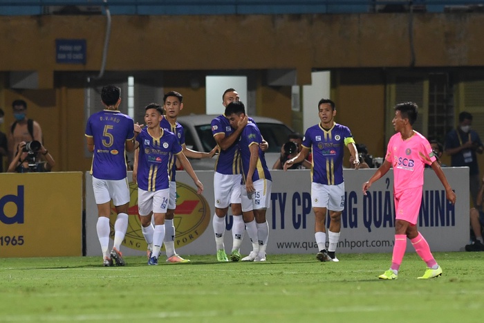 Sao trẻ U23 thét lớn vì bỏ lỡ cơ hội &quot;trời cho&quot;, Tuấn Hải mở tài khoản tại V.League 2022 - Ảnh 10.