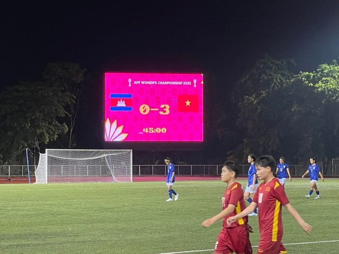 Thanh Nhã lập công, tuyển nữ Việt Nam thắng 3-0 Campuchia - Ảnh 6.