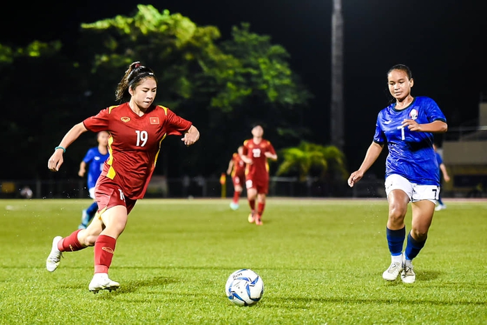 Thanh Nhã lập công, tuyển nữ Việt Nam thắng 3-0 Campuchia - Ảnh 5.