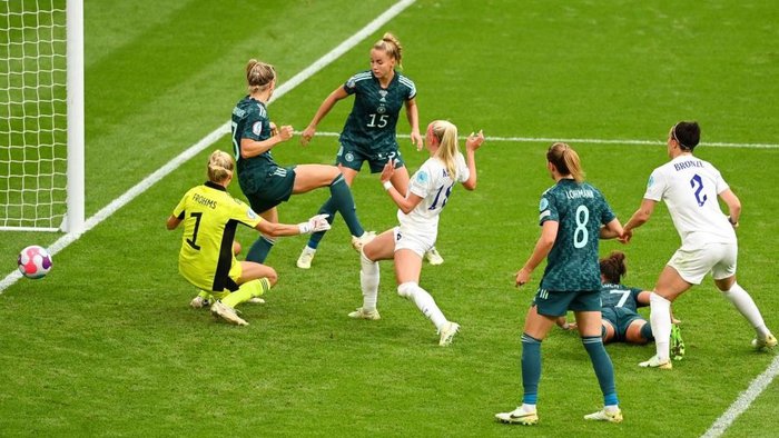 Tuyển nữ Anh vô địch Euro 2022 đầy cảm xúc ngay trên sân nhà - Ảnh 4.