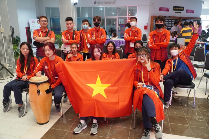Đội tuyển nữ sinh viên Việt Nam xuất sắc giành huy chương vàng Liên Quân Mobile tại Đại hội thể thao sinh viên Đông Nam Á - Ảnh 9.