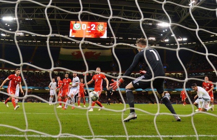 Đồng đội cũ của Messi tỏa sáng, Tây Ban Nha hủy diệt xứ Wales 4-1 - Ảnh 9.