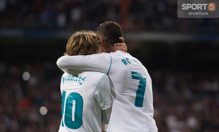 Luka Modric tiết lộ hành động bí mật của các cầu thủ Real Madrid trước khi Ronaldo tới Juventus - Ảnh 1.