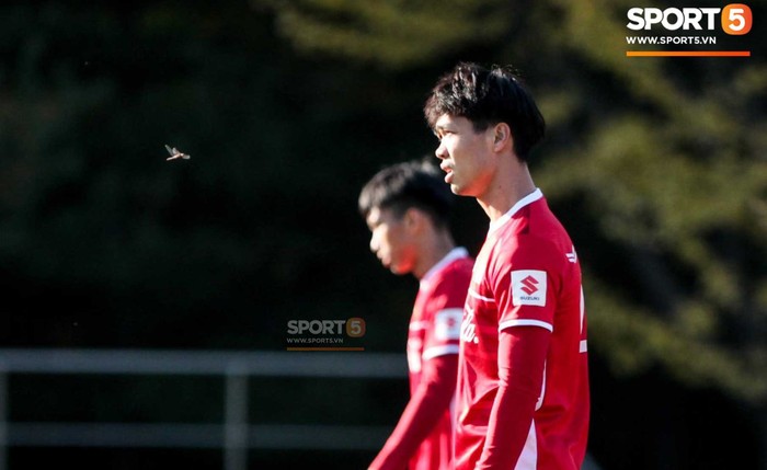 ĐT Việt Nam 2-1 FC Seoul: Công Phượng, Thanh Trung tỏa sáng - Ảnh 1.