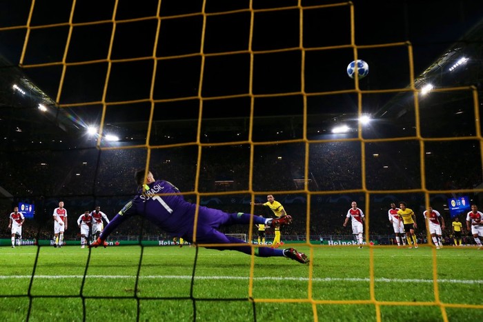 Griezmann ghi bàn thứ 8.000 của Champions League vẫn không giúp Atletico Madrid đuổi kịp Dortmund - Ảnh 8.