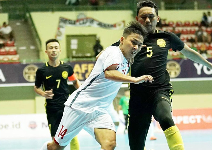Việt Nam thua tiếc nuối Malaysia, đánh rơi vé dự chung kết giải futsal Đông Nam Á - Ảnh 1.
