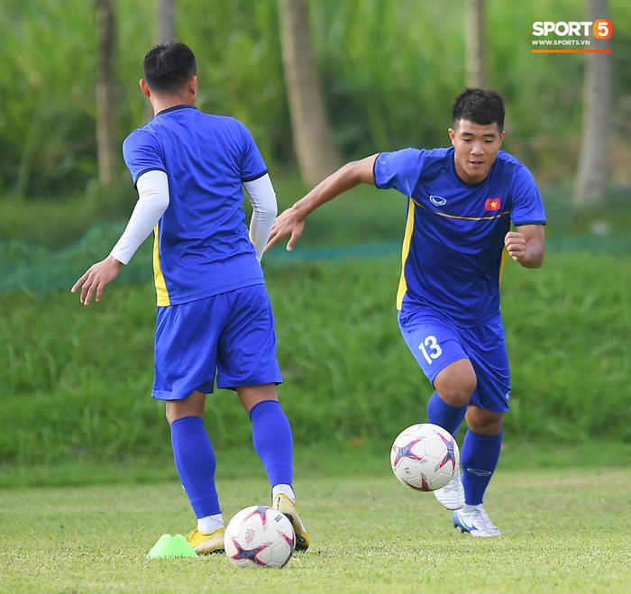 Cậu út của tuyển Việt Nam nhầm luật thi đấu trận bán kết AFF Cup 2018 - Ảnh 2.