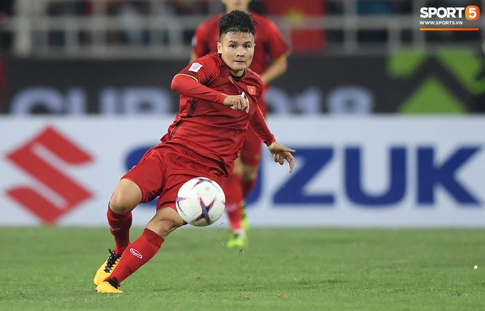 Quang Hải sánh bước Son Heung-min tranh giải cầu thủ xuất sắc nhất Châu Á 2018 - Ảnh 1.