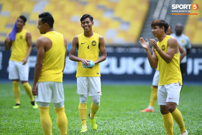 Đội tuyển Malaysia chơi bóng ném trong buổi tập cuối cùng trước khi đối đầu tuyển Việt Nam - Ảnh 7.