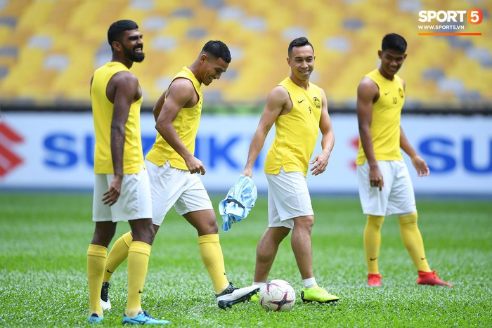 Đội tuyển Malaysia chơi bóng ném trong buổi tập cuối cùng trước khi đối đầu tuyển Việt Nam - Ảnh 8.
