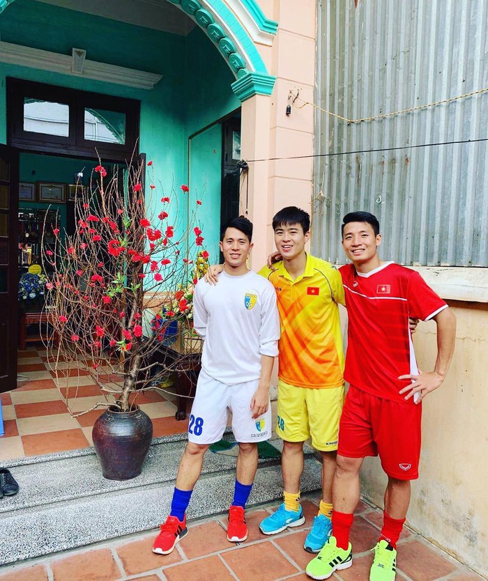 Trước thềm Asian Cup 2019, Duy Mạnh thương nhớ Đình Trọng - Ảnh 1.