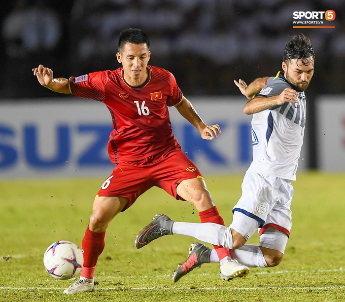 Tuyển Việt Nam có nguy cơ phải đá hiệp phụ với Philippines tại bán kết AFF Cup 2018 - Ảnh 1.