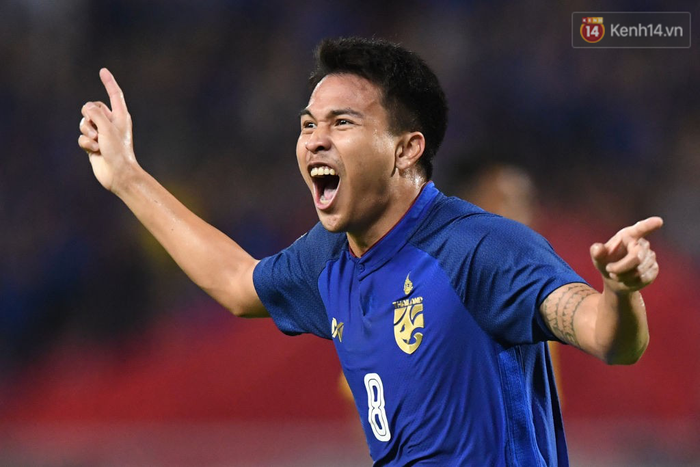 Cầu thủ Thái Lan gục ngã xuống sân sau thất bại đau đớn trước Malaysia - Ảnh 14.