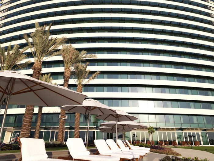 Tuyển Việt Nam đóng quân tại khách sạn 5 sao nằm ở trung tâm thành phố Dubai giàu có bậc nhất thế giới - Ảnh 10.