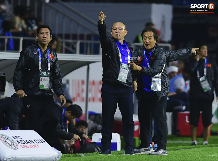 HLV Park Hang-seo âm thầm tiến cử trợ lý Lee dẫn dắt một đội tuyển Việt Nam - Ảnh 1.