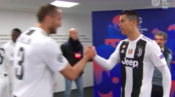Đoạn video trong đường hầm cho thấy khả năng thủ lĩnh của Ronaldo - Ảnh 2.
