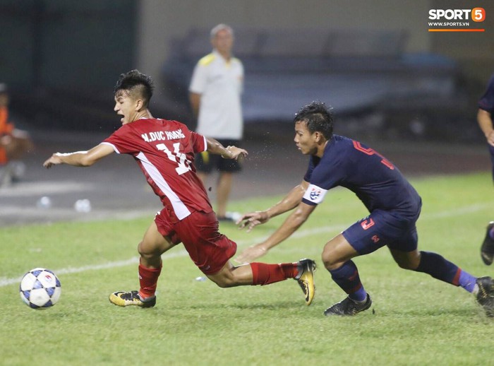 U19 Việt Nam 1-0 U19 Thái Lan (Chung kết U19 Quốc Tế): Tiểu Công Phượng Xuân Tạo tỏa sáng đem về chức vô địch cảm xúc - Ảnh 5.