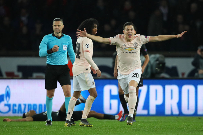 Các cầu thủ Man United vỡ òa, sung sướng tột cùng sau màn lội ngược dòng không thể tin nổi trước PSG - Ảnh 3.