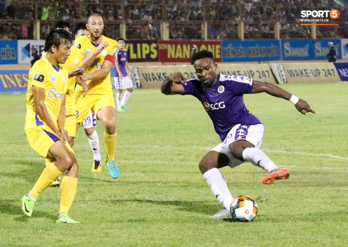 Quang Hải đón sinh nhật không trọn vẹn trong ngày Hà Nội FC bị cầm chân tại Khánh Hòa - Ảnh 7.