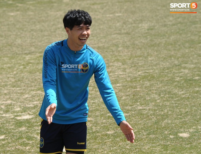 Công Phượng cười thả ga trong buổi tập của Incheon United, sẵn sàng cho lần đá chính tiếp theo ở K.League - Ảnh 3.